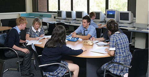 Hawthorn Secondary College - School Find 1