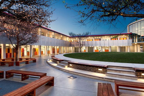 St Luke's Grammar School - School Find 1