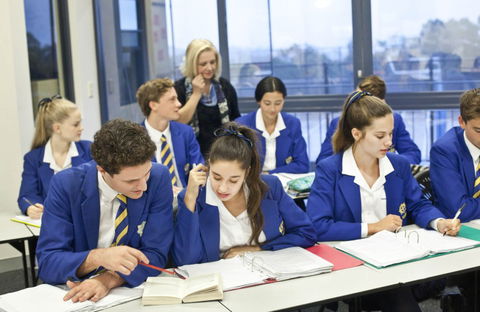 St Luke's Grammar School - School Find 8