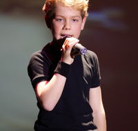 Jamie Redfern's Elite Singing and Performance School - School Education
