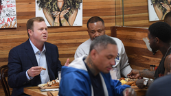 Spencer Pratt stops at iconic LA restaurant on Election Day, vows to make city 'streets safe again' Australia Private Schools
